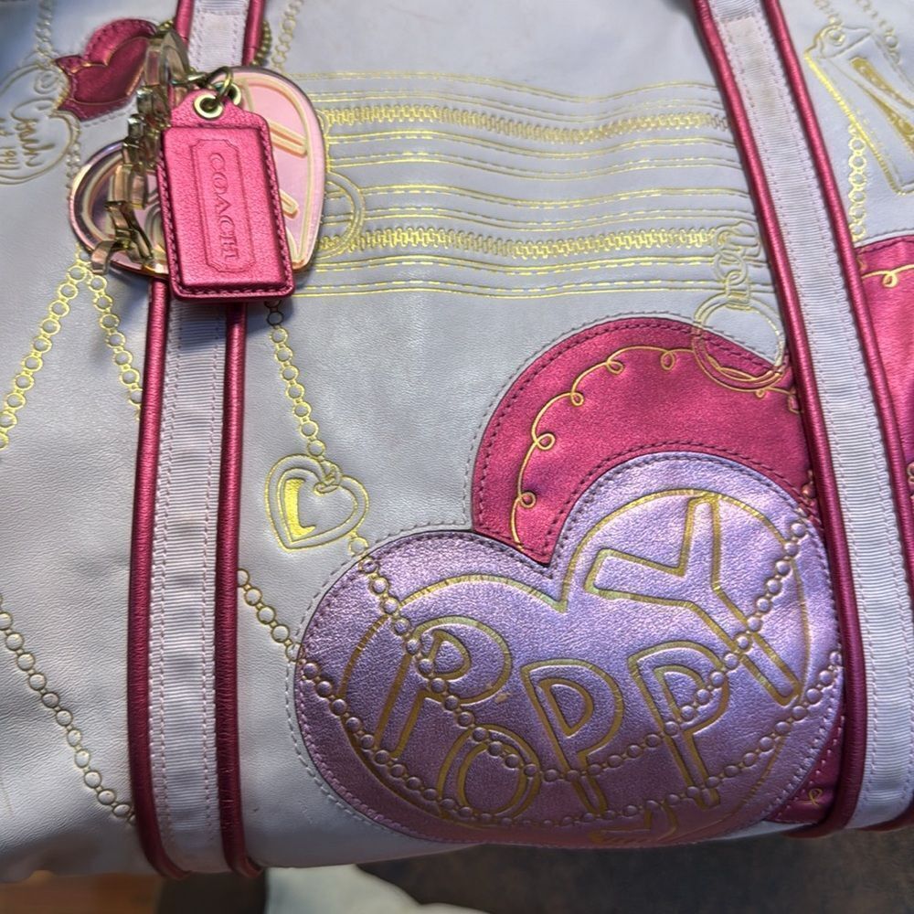 COACH Y2K VALENTINE’S DAY TOTE 14551 LEATHER, HEARTS, PINK SHIMMER 💞 VGUC - Picture 8 of 17